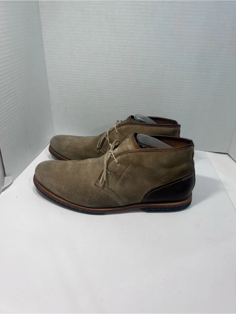 Timberland Men's Suede Chukka Boots in Olive/Tan with Dark Brown Heel